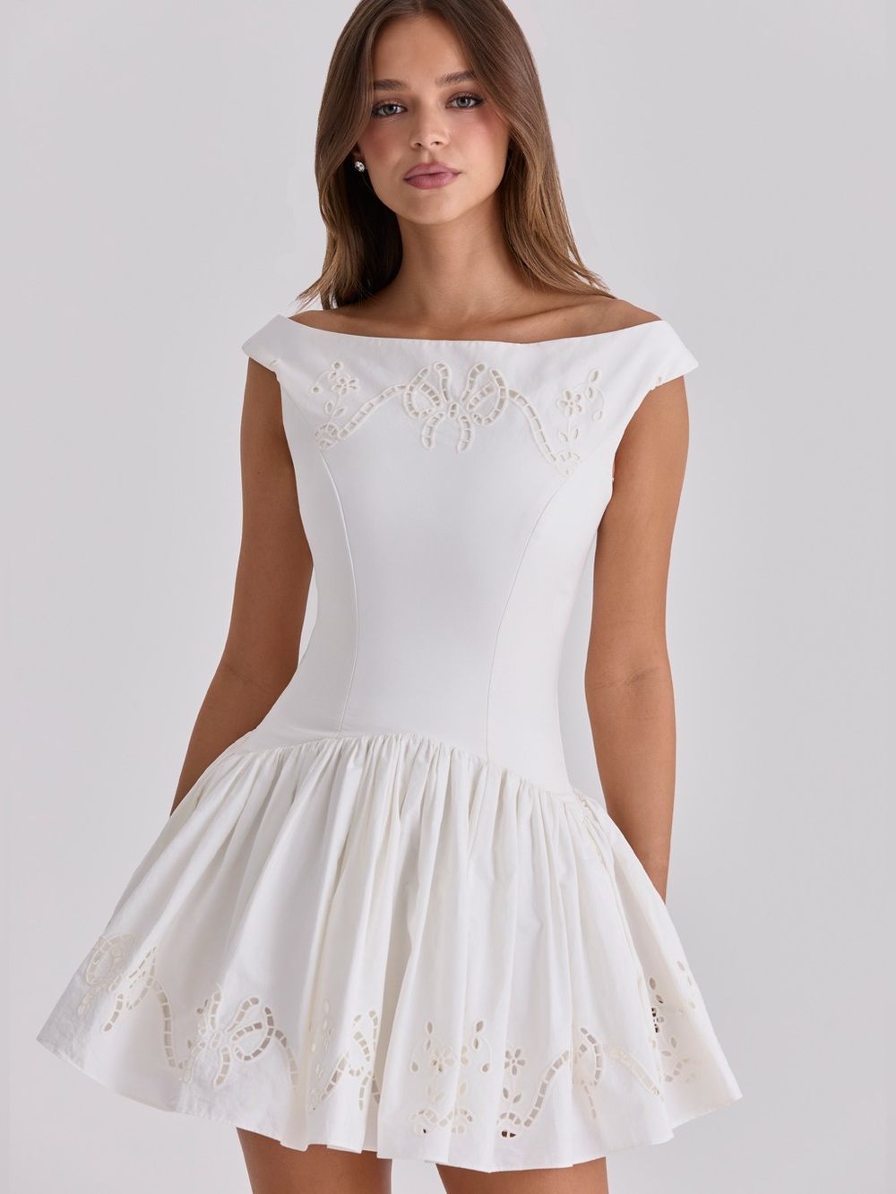 HOUS of CB Lauren White Broderie Boat Neck Mini Dress Size S NWOT